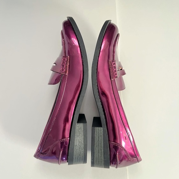 Purple metallic loafers! - Picture 4 of 6